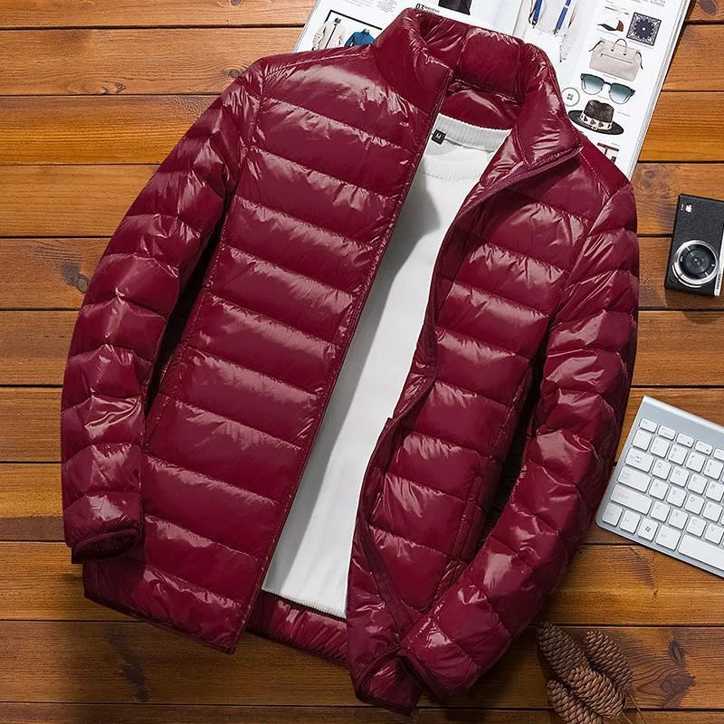 Leichte Steppjacke mit Kapuze für kalte Tage 4