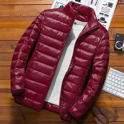 Leichte Steppjacke mit Kapuze für kalte Tage 4