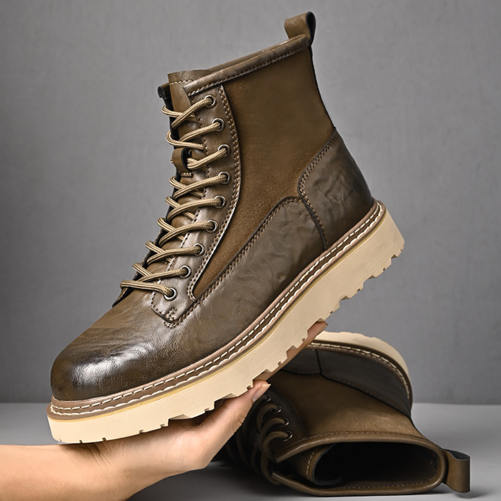 Schwarze Herrenstiefel mit modernem Outdoor-Stil 1